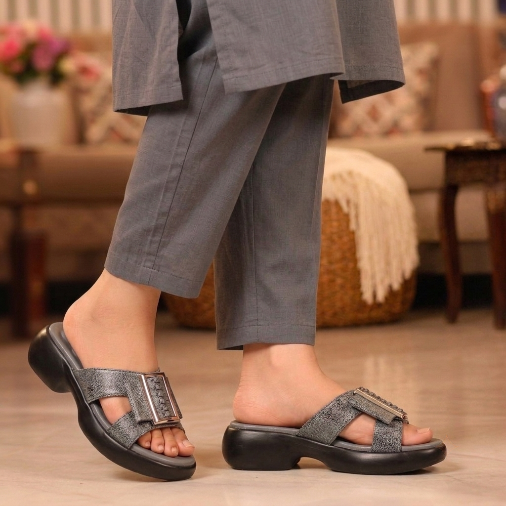 Black Buckle Comfort Slipper for Women FT-1008